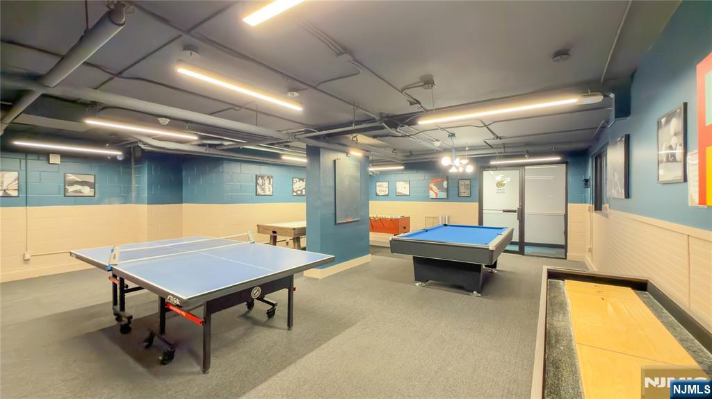 7000 Boulevard East 32C