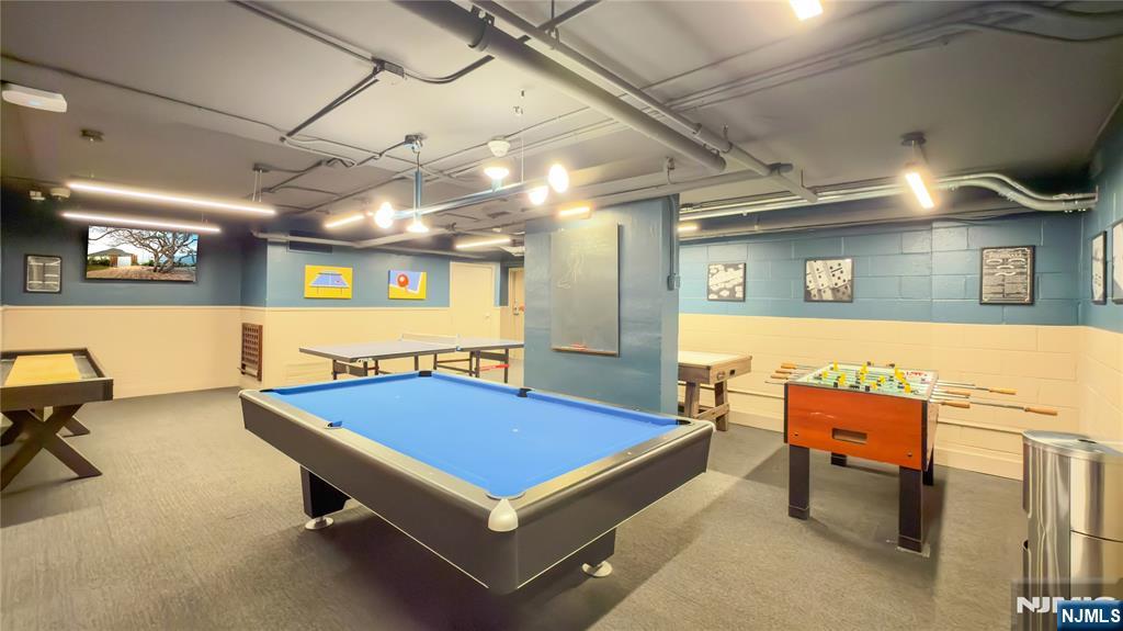 7000 Boulevard East 32C