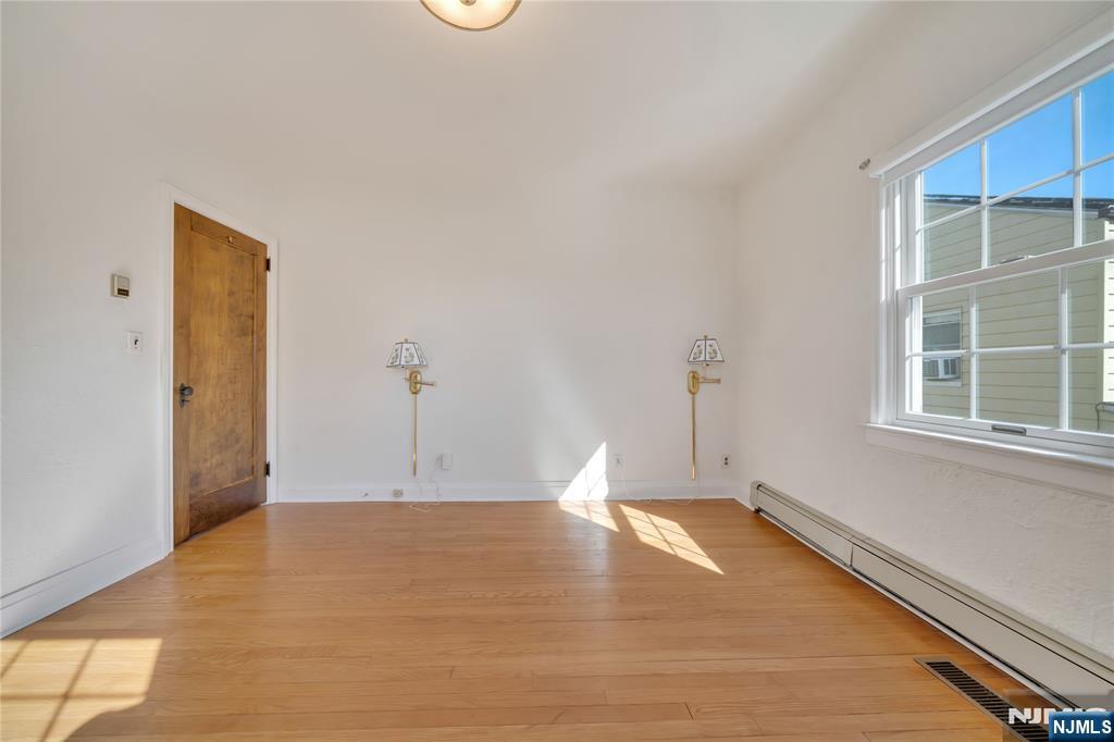 431 Van Renssalaer Court