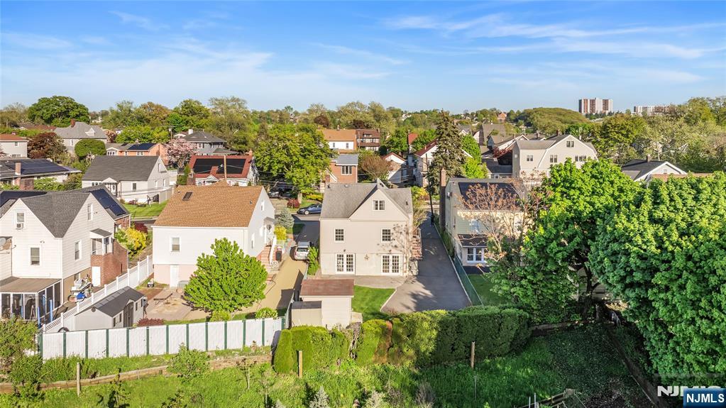 431 Van Renssalaer Court