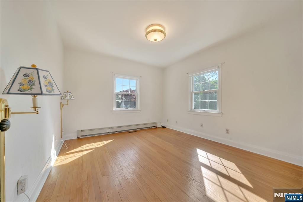 431 Van Renssalaer Court