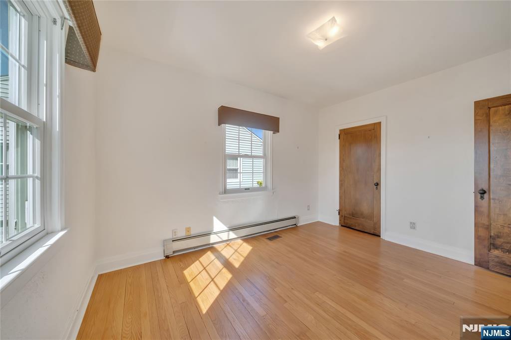 431 Van Renssalaer Court