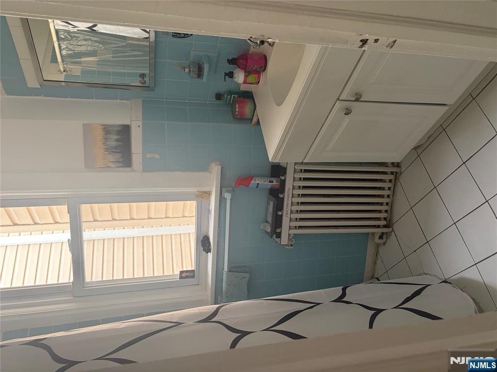 229 5th Street
