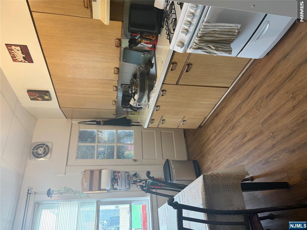 229 5th Street