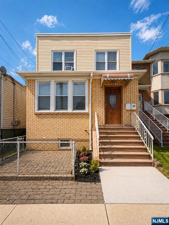 229 5th Street