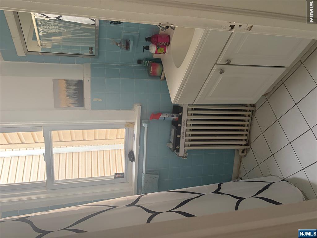 229 5th Street