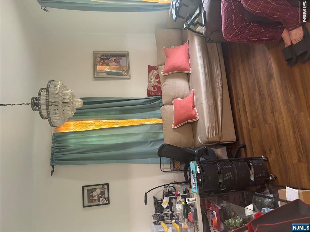229 5th Street
