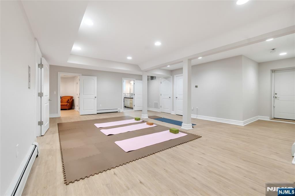 1115 Briar Way
