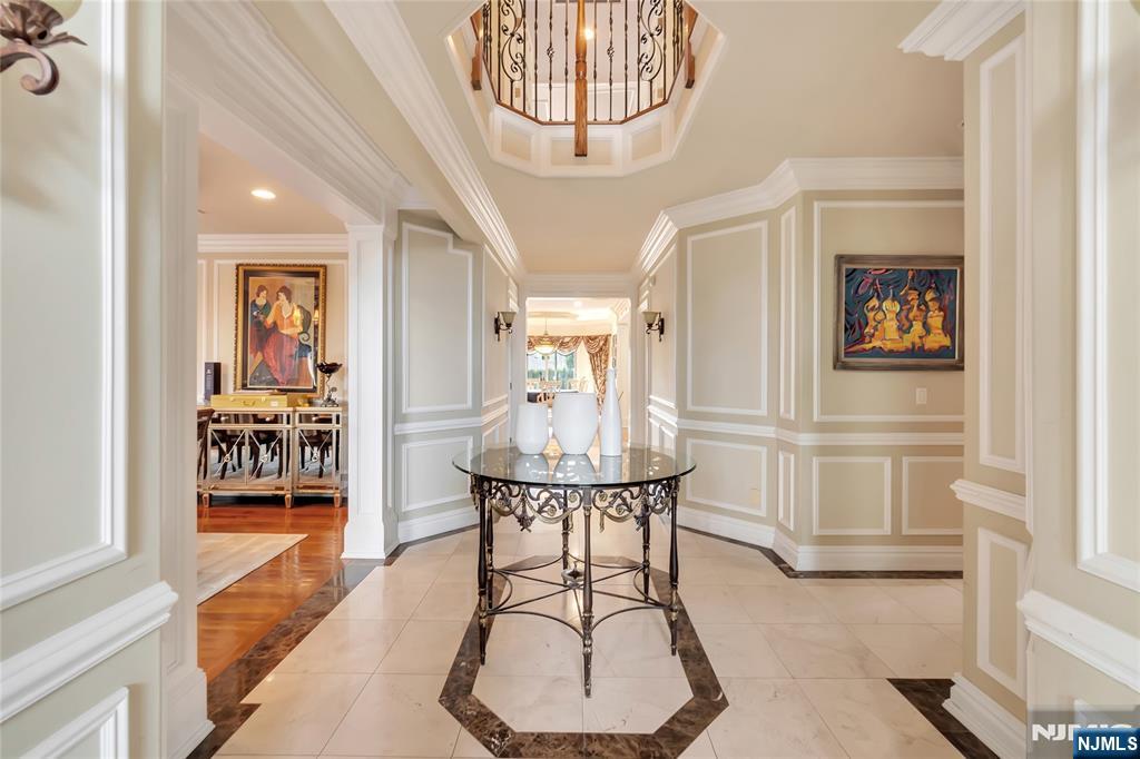1115 Briar Way