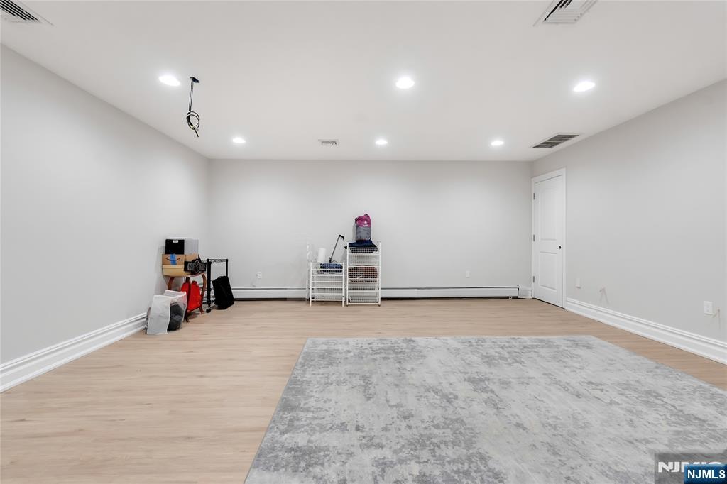 1115 Briar Way
