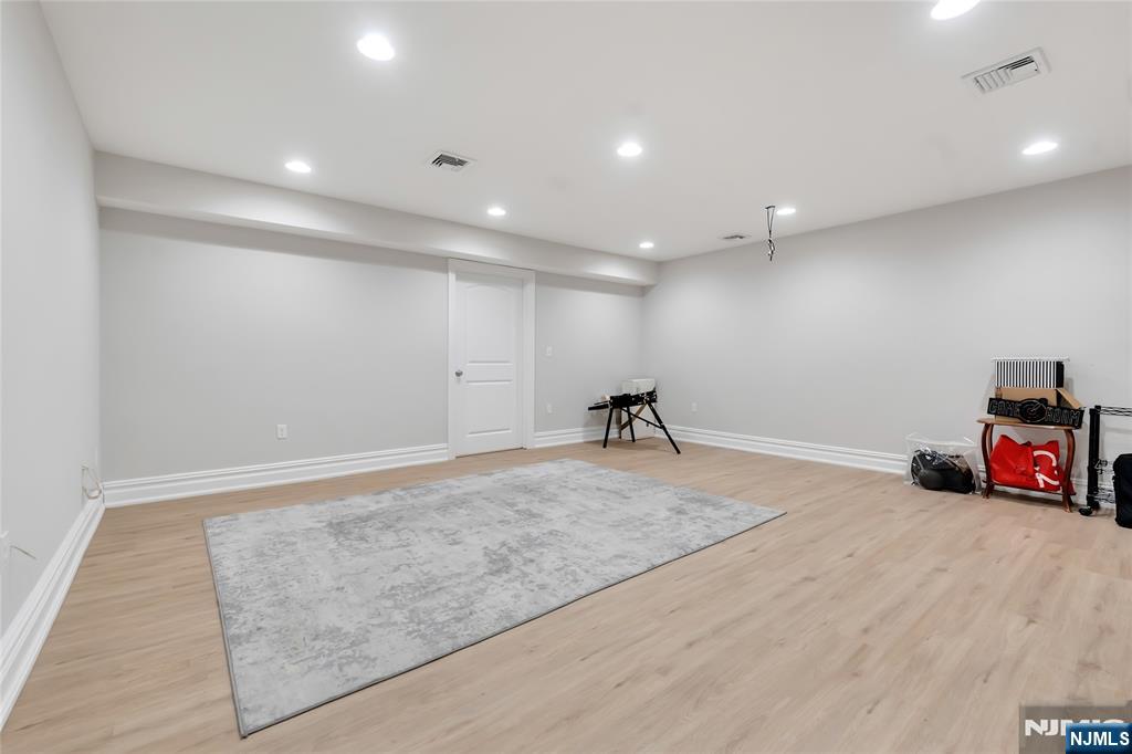 1115 Briar Way