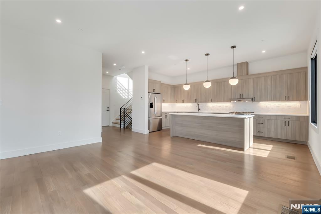 240 Columbia Avenue 5