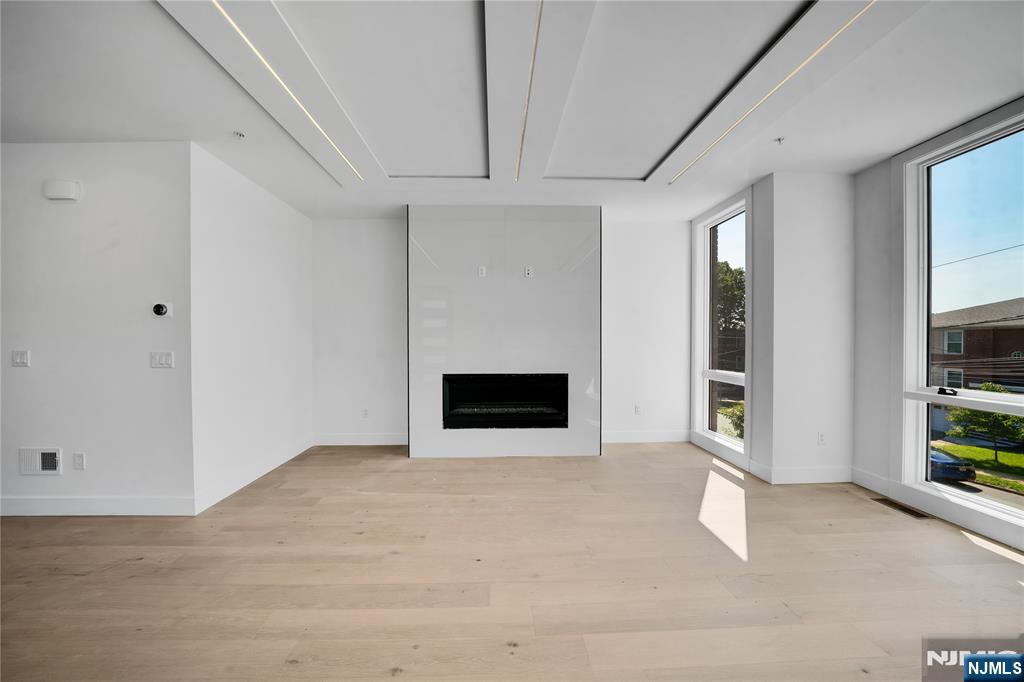 1524 11th Street