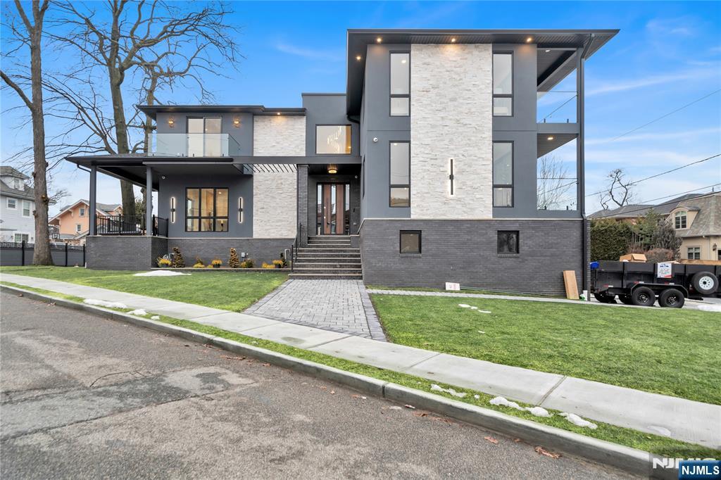283 Bluff Road