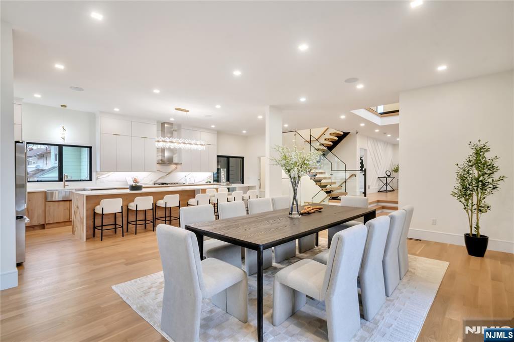 283 Bluff Road
