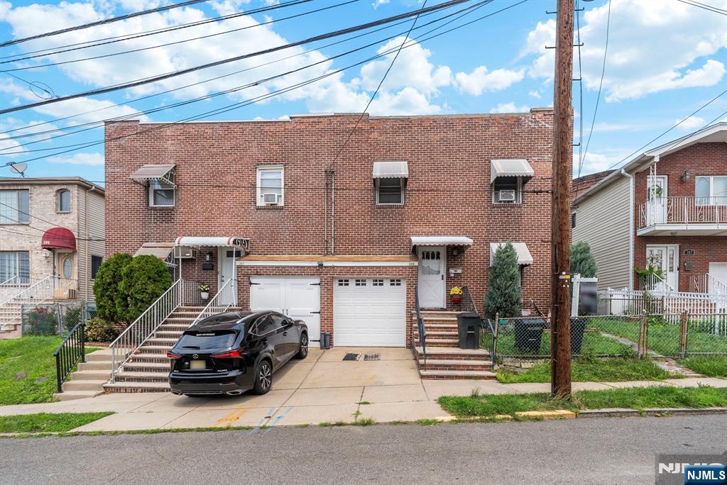 385 McKinley Street