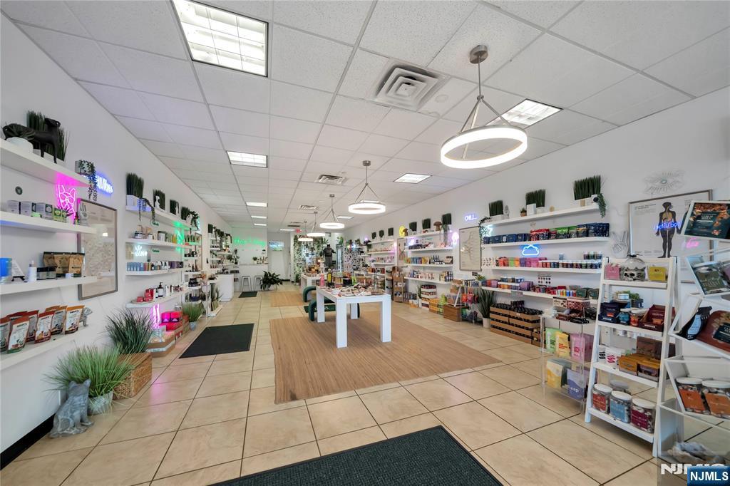 824 Broad Avenue 2