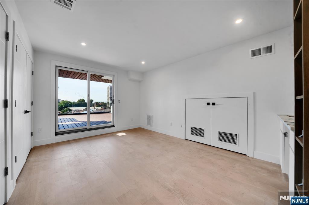 1522 11th Street