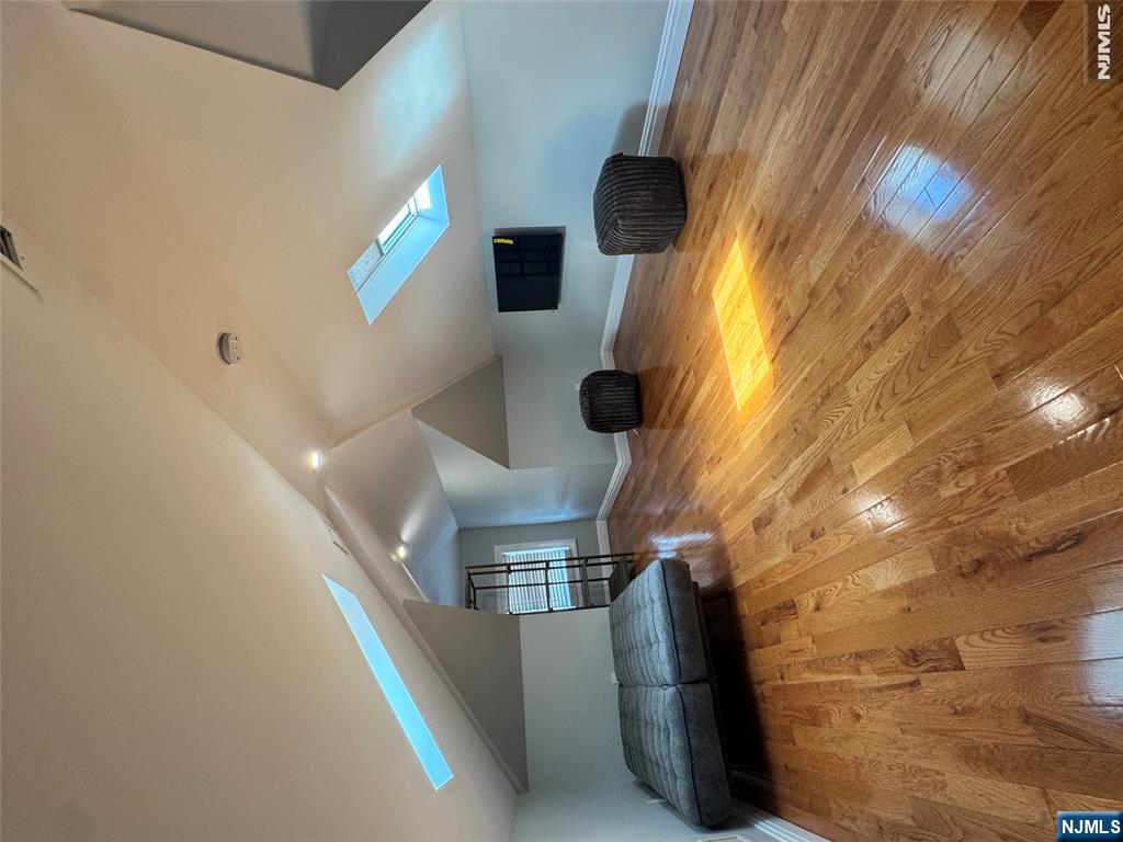369 Edgewater Road 1FL