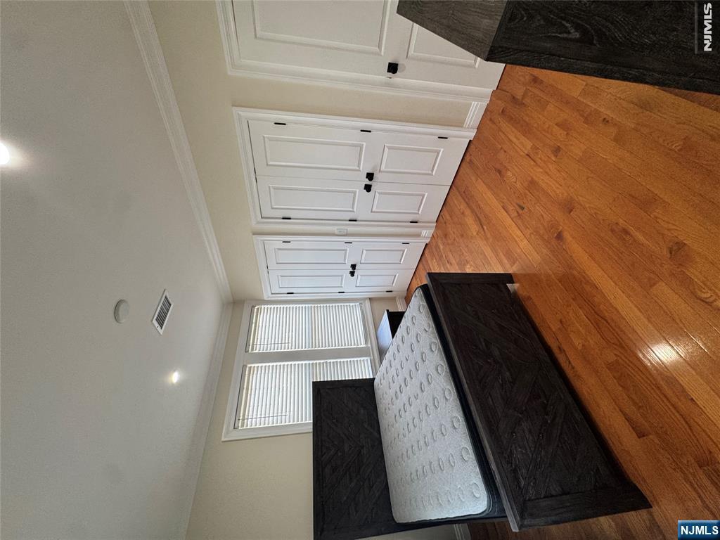 369 Edgewater Road 1FL