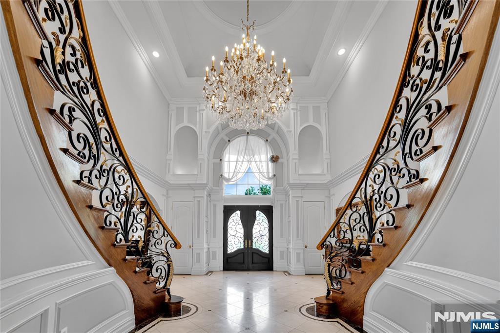 2 Euclid Road