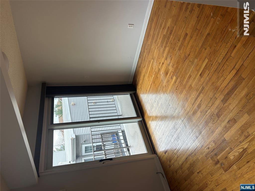 148 Undercliff Avenue 4
