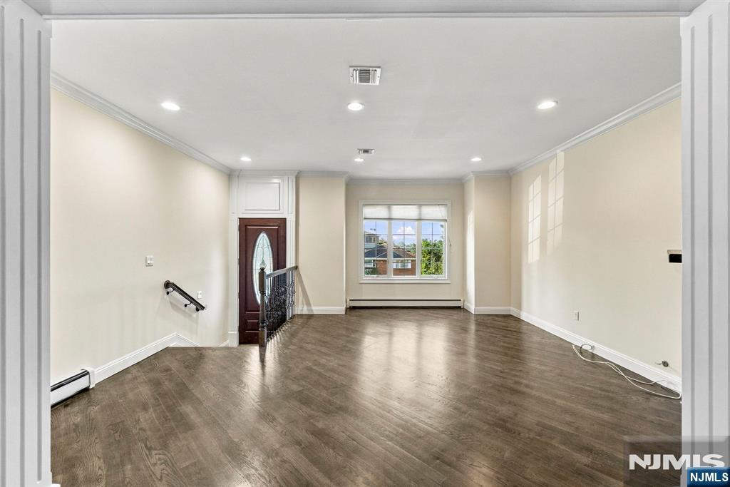 125 Edsall Boulevard B