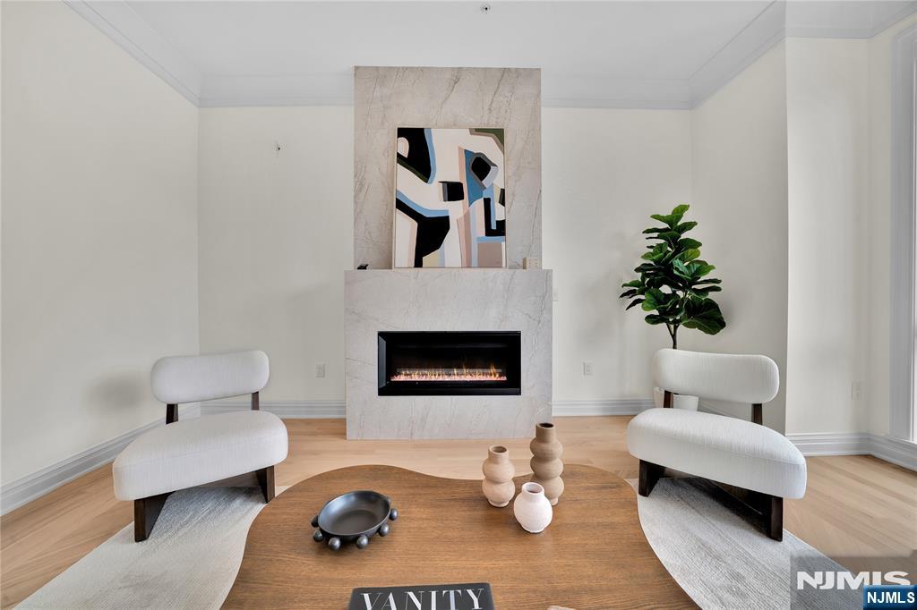 470 Palisades Boulevard
