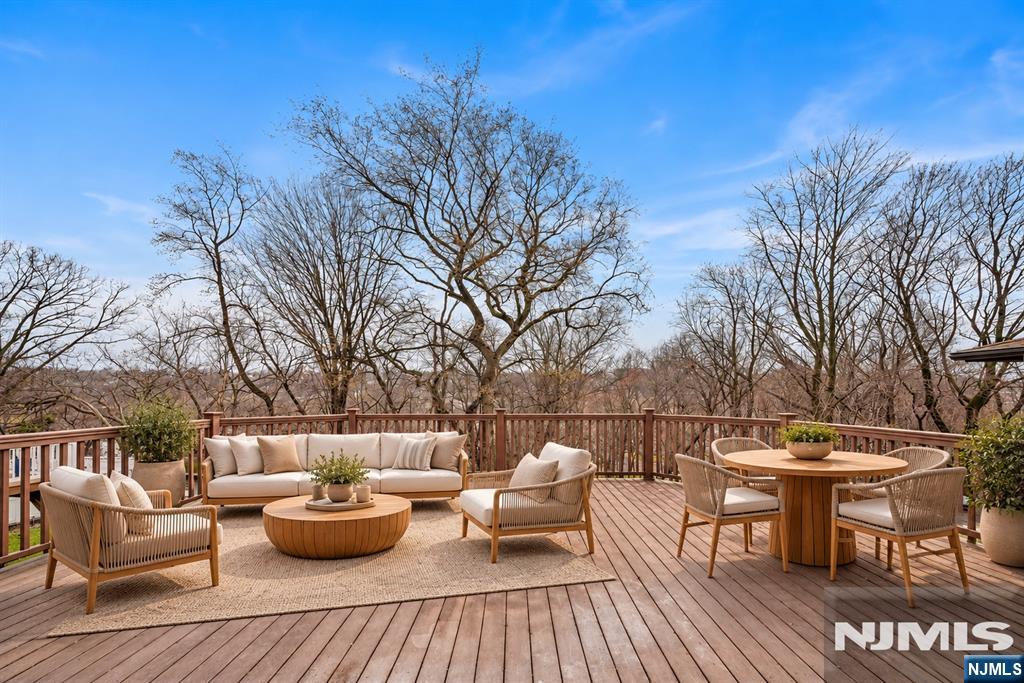 468 Morse Avenue
