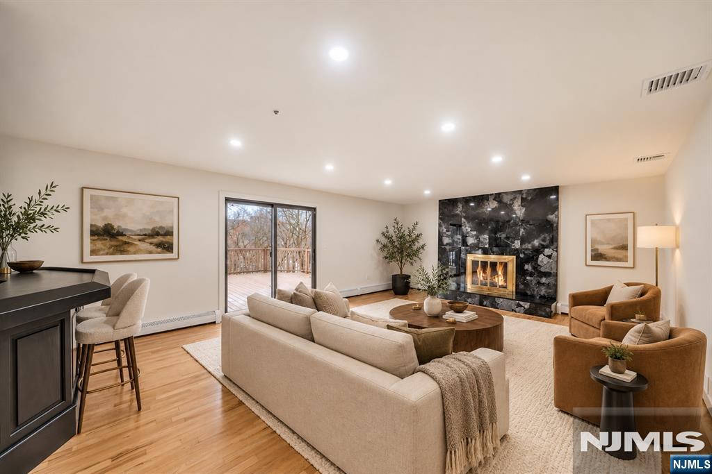 468 Morse Avenue
