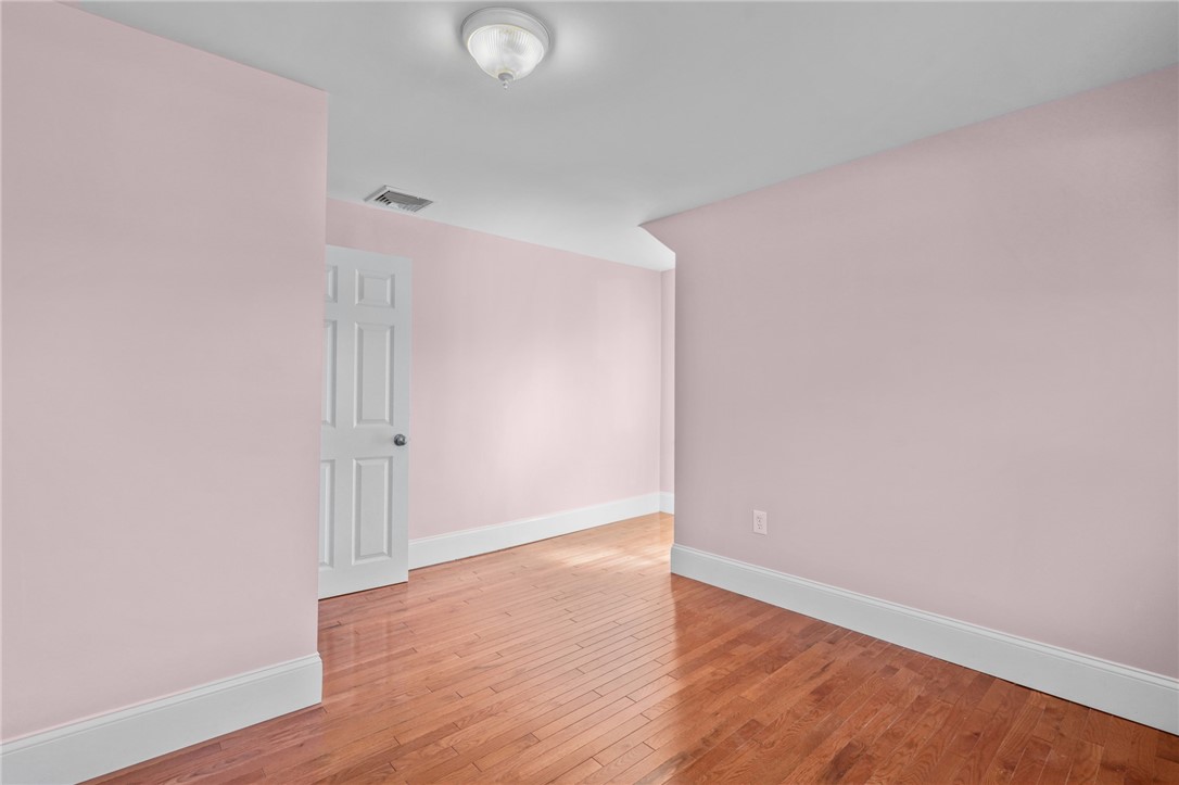 83 Sweetbriar Avenue