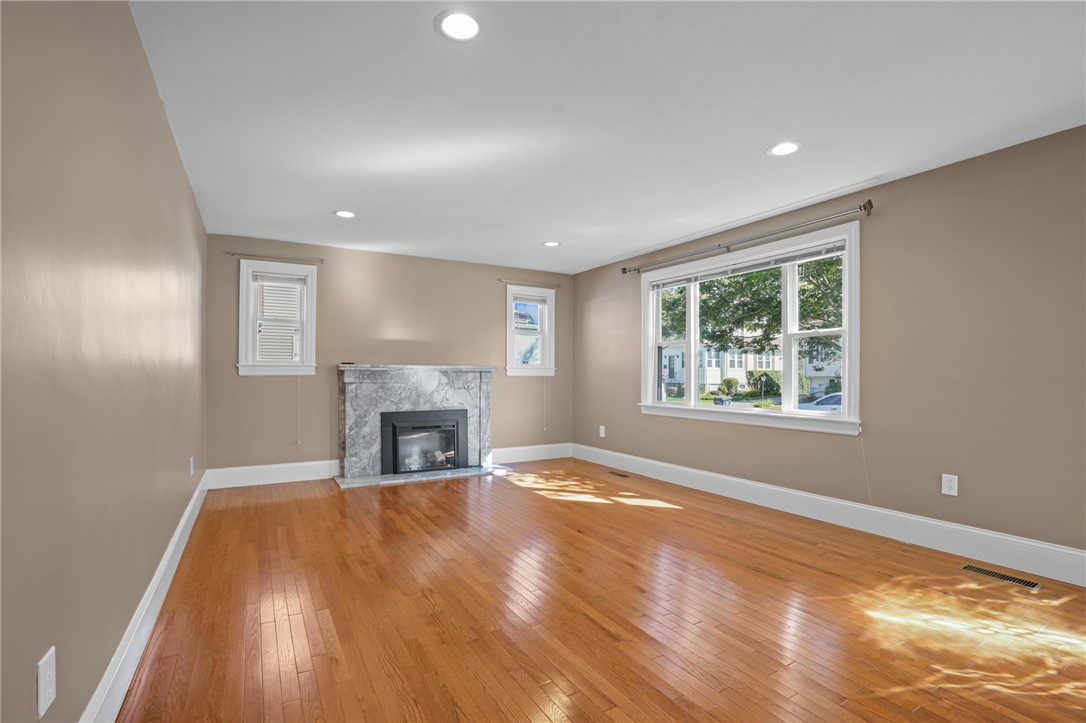 83 Sweetbriar Avenue