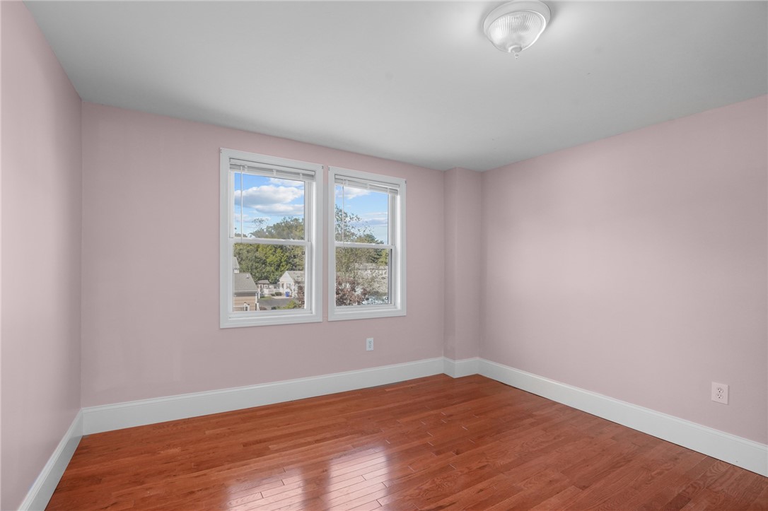 83 Sweetbriar Avenue