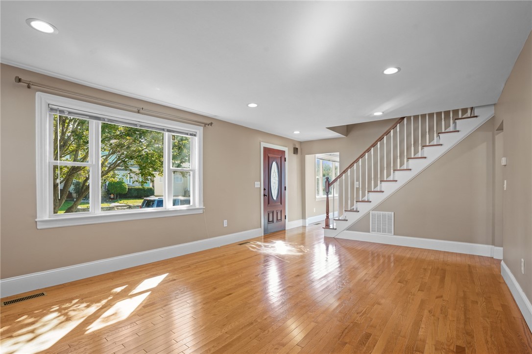 83 Sweetbriar Avenue