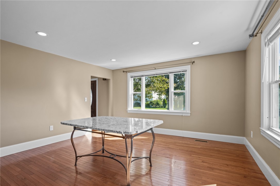 83 Sweetbriar Avenue