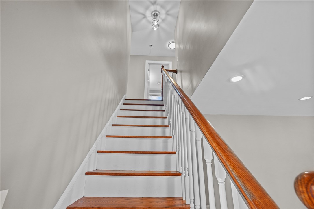 83 Sweetbriar Avenue