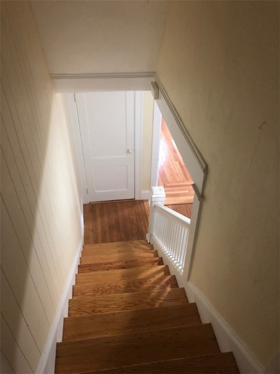 423 Wayland Avenue 425