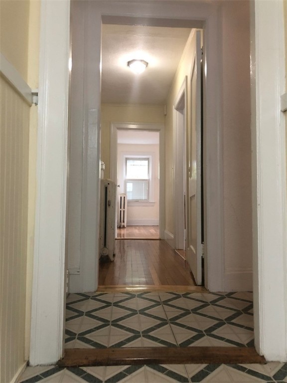 423 Wayland Avenue 425