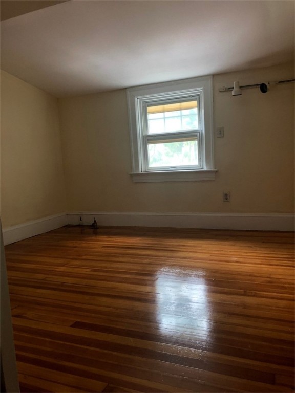 423 Wayland Avenue 425