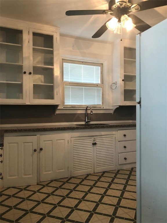 423 Wayland Avenue 425
