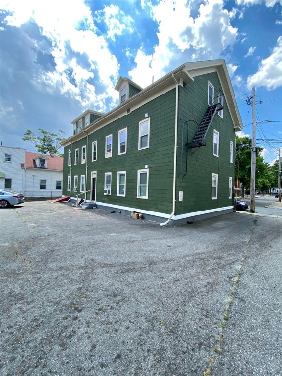 140 Courtland Street 3L
