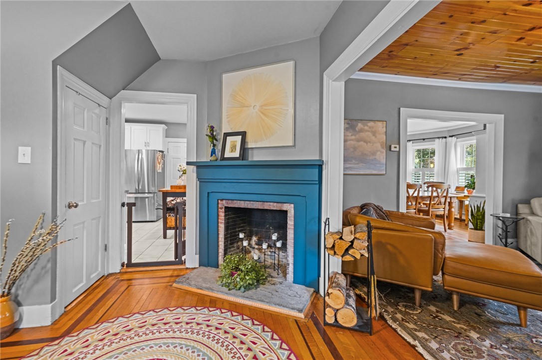 108 Pawtuxet Avenue