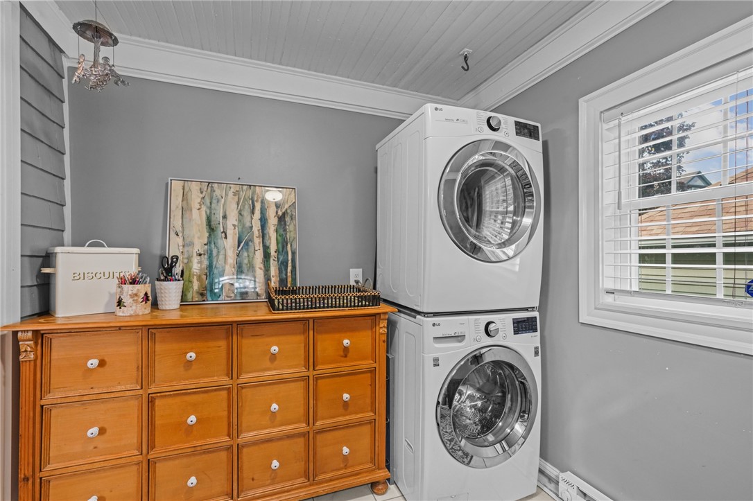 108 Pawtuxet Avenue