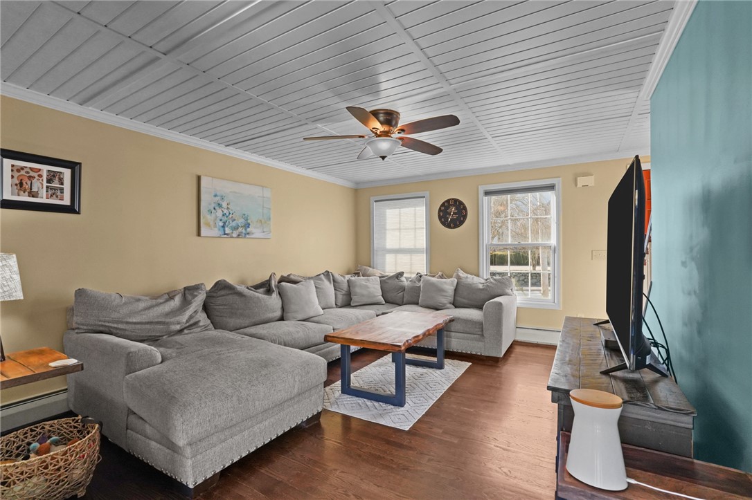 112 Greenwich Avenue