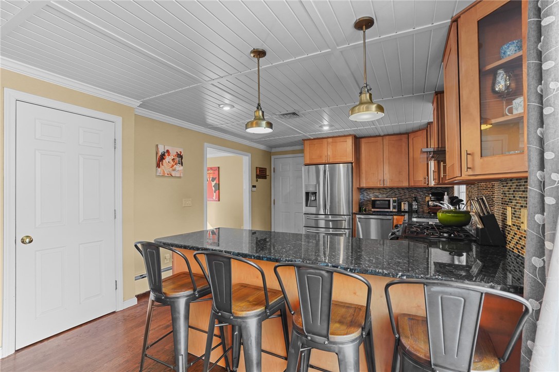 112 Greenwich Avenue