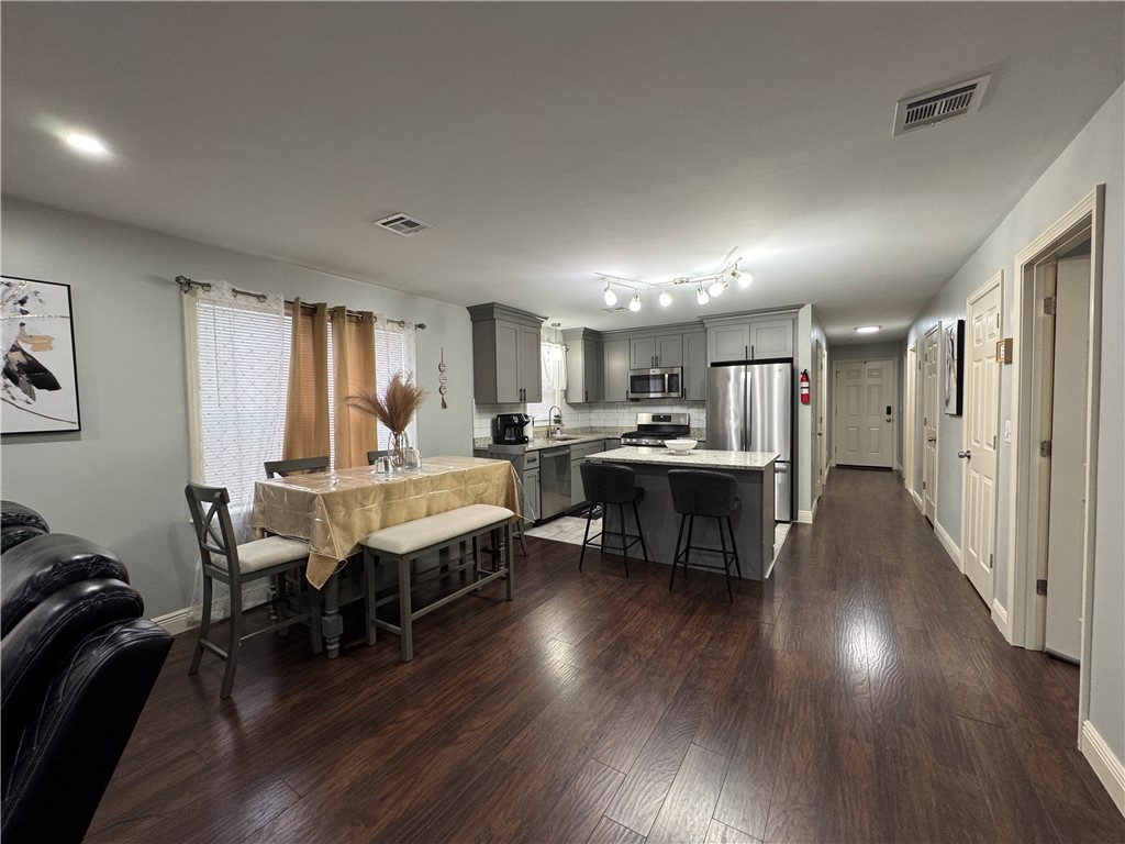 171 Bend Street 2
