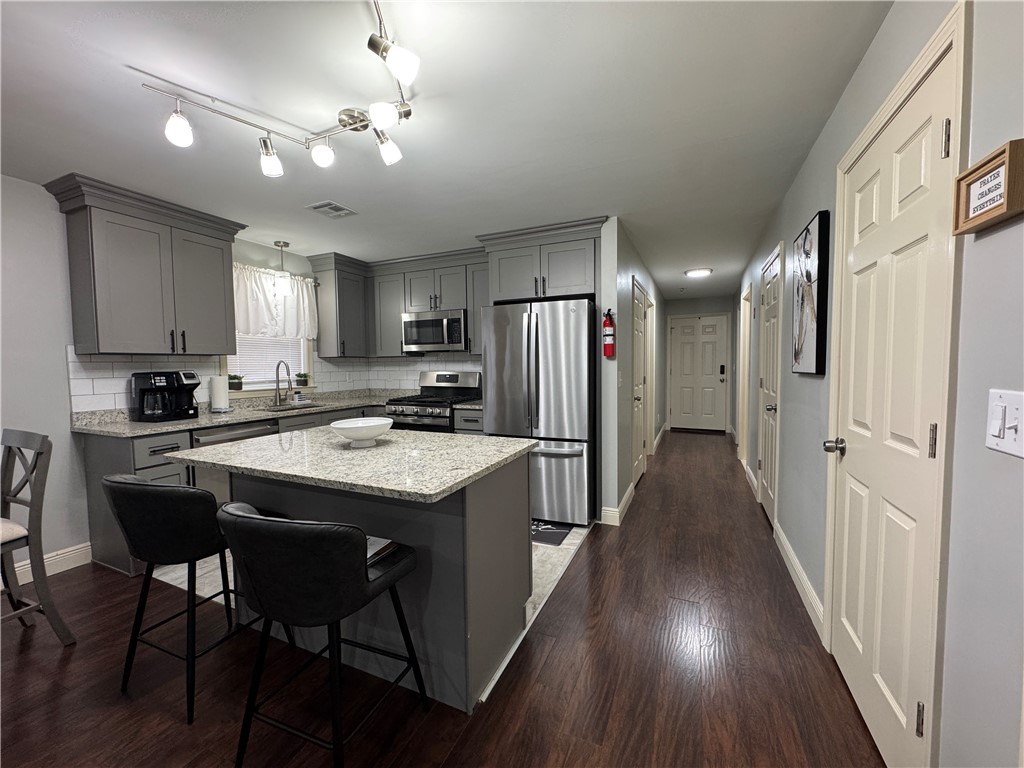 171 Bend Street 2