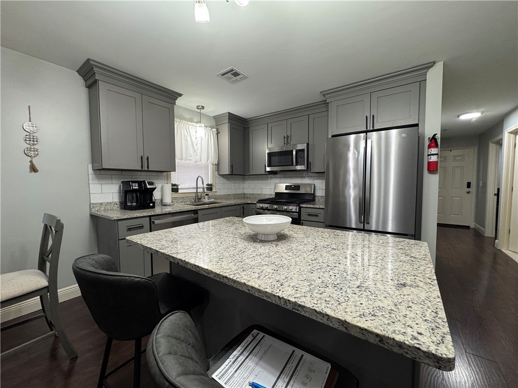 171 Bend Street 2
