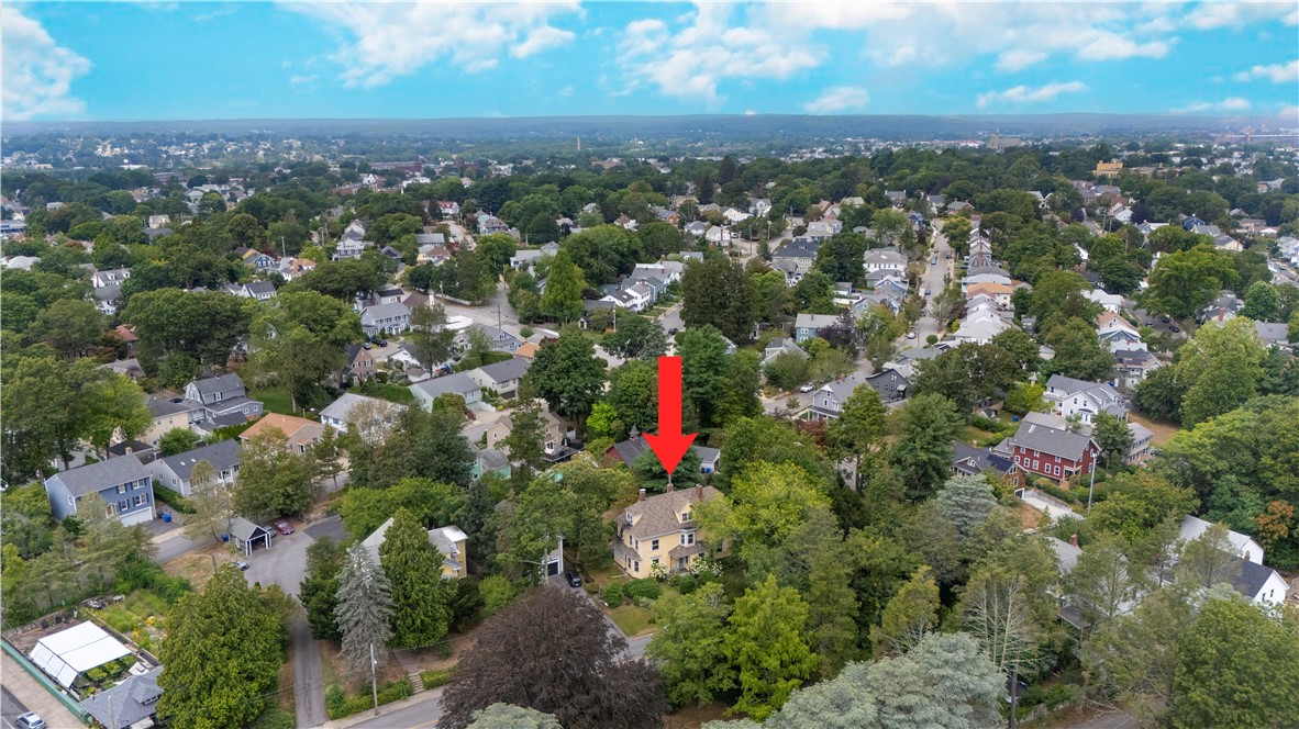 733 Pleasant Street