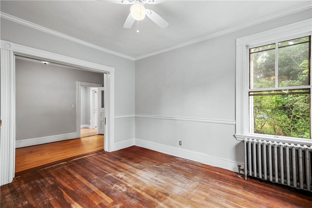 733 Pleasant Street